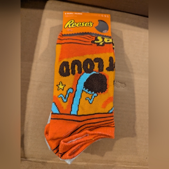 reese's Accessories - Reeses Womens Socks 6 Pairs